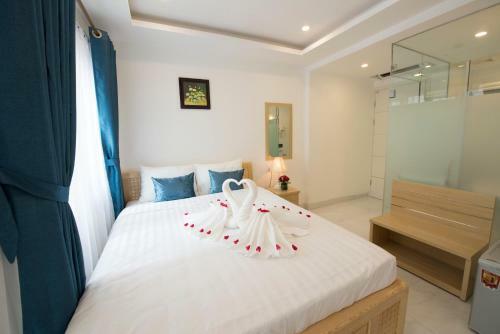 Ha Noi Holiday Center Hotel