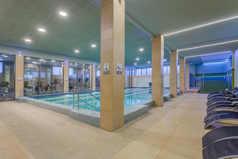 Hotel Rin Airport 4 Star