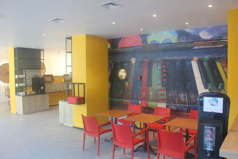 Hotel Ibis Mons Centre Gare