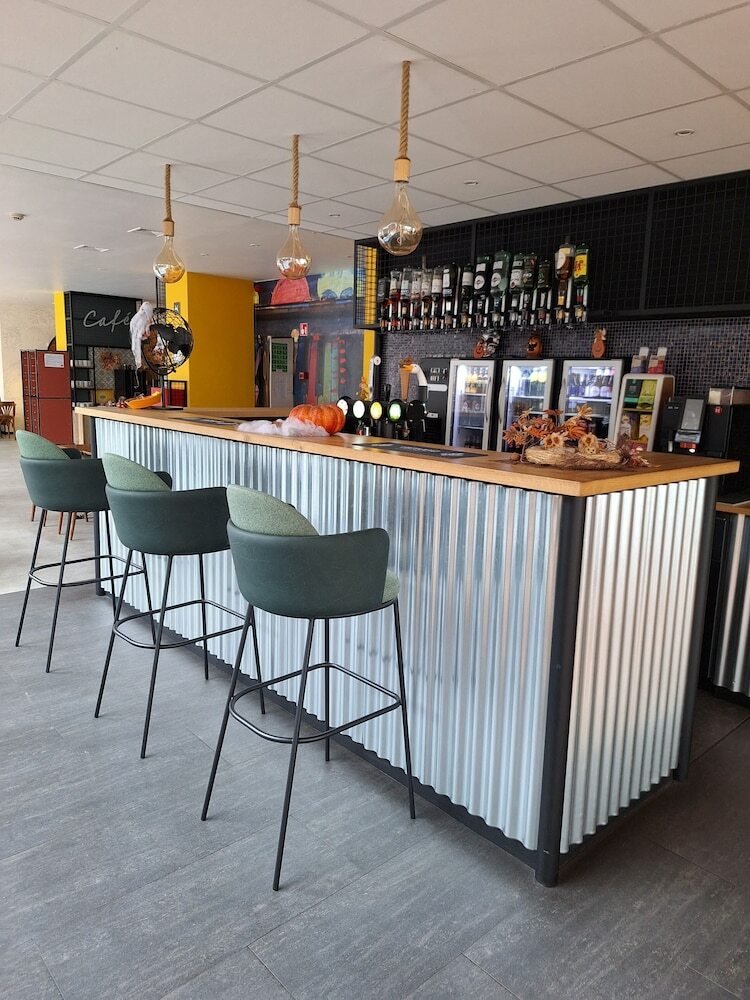 Hotel Ibis Mons Centre Gare