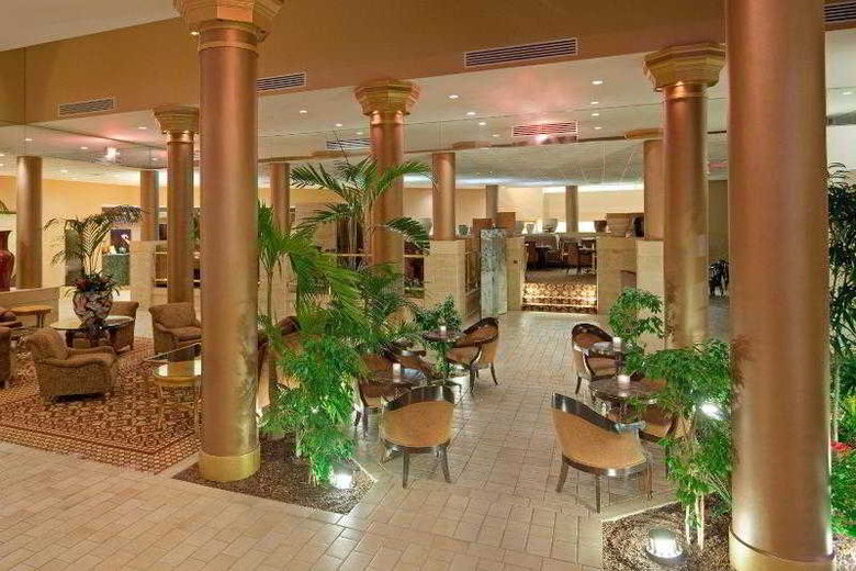 Hotel Crowne Plaza Boston Natick