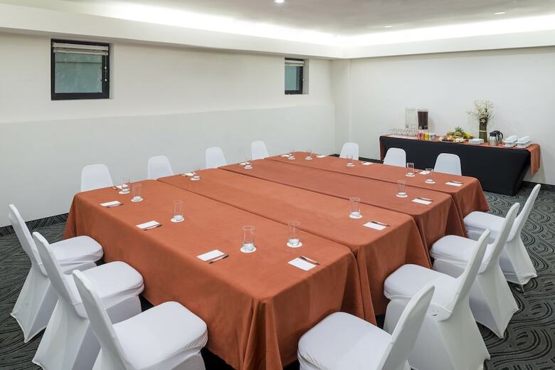 Hotel Real Inn Mexicali