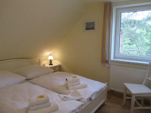 Apartmenthaus Hus �bi By Rujana