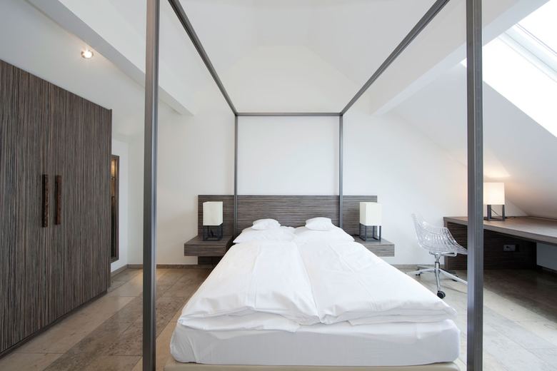 Hotel Burns Art & Culture