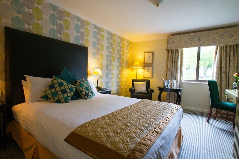 Brook Kingston Lodge Hotel