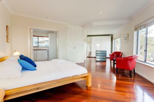 Cottesloe Contemporary Villa