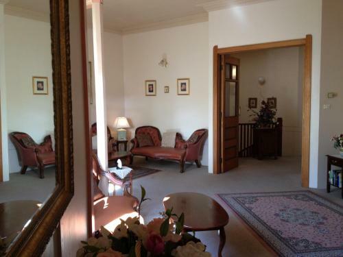 Hostal Hotel Avonleigh
