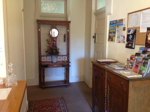 Hostal Hotel Avonleigh