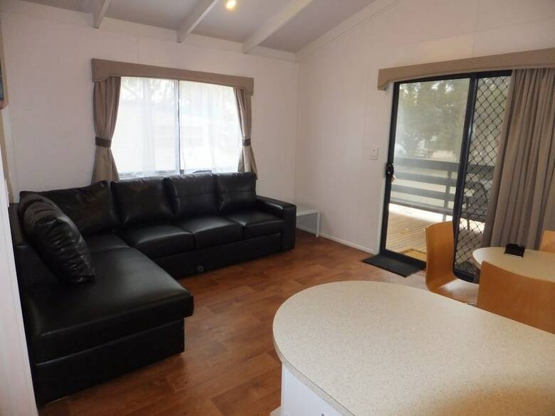 Nagambie Caravan Park & Motel