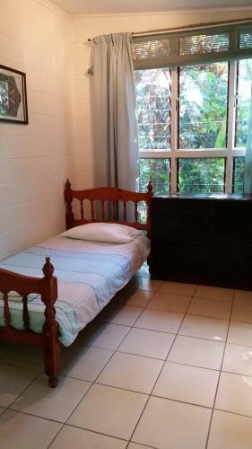 Shambhala Retreat Magnetic Island Cottages
