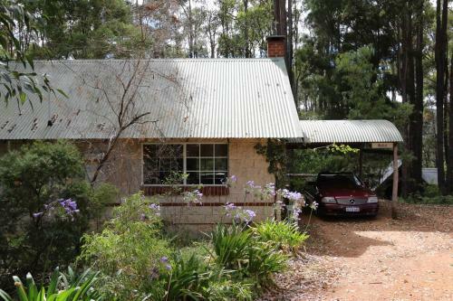 Beedelup House Cottages