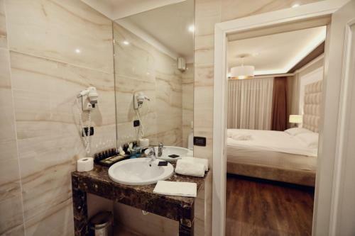 Premium Beach Hotel