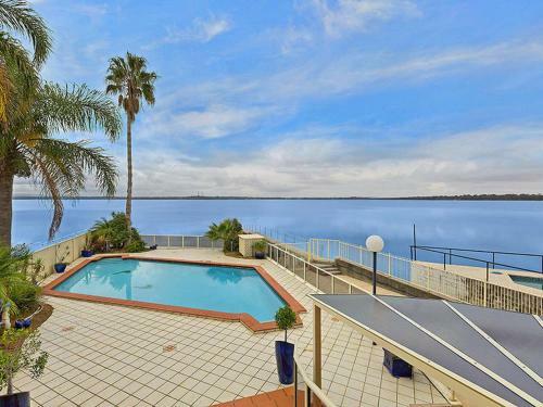 Waterfront Paradise