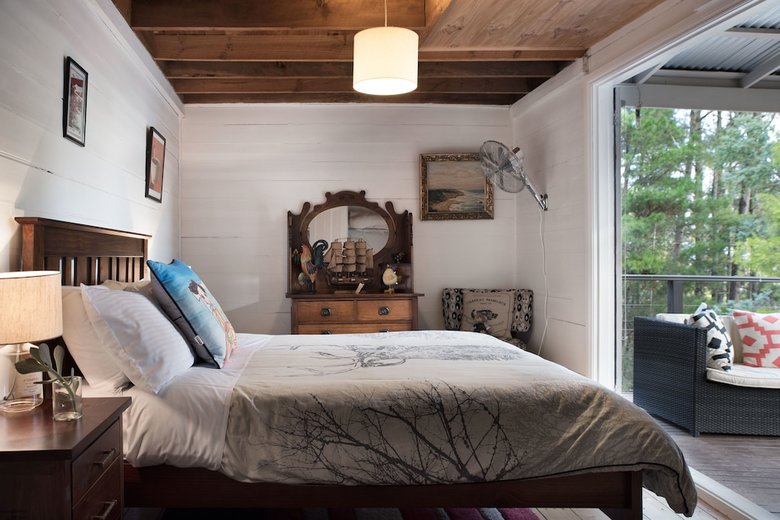 Viola @ Hepburn Springs