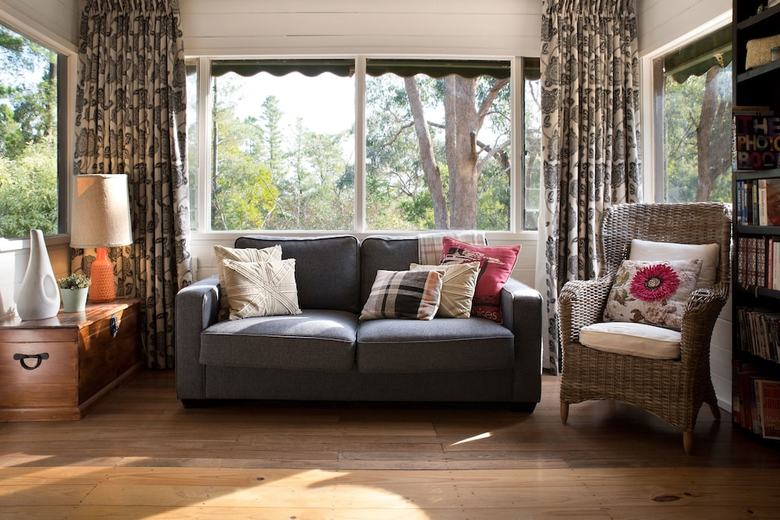 Viola @ Hepburn Springs