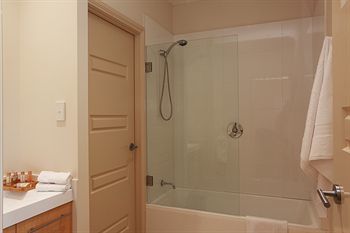 Apartamentos H Boutique Hotel