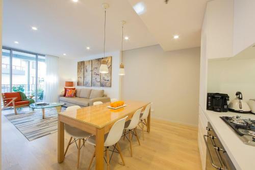 Darlinghurst Fully Self Contained Modern 1 Bed Apartment (803pel)