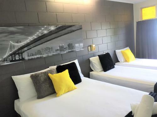 Hotel Cardwell At The Beach