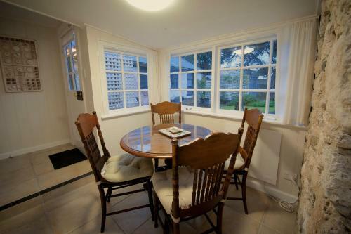 Hostal Yelki By The Sea B&B