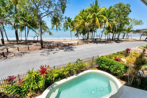 Reeflections Holiday Villas