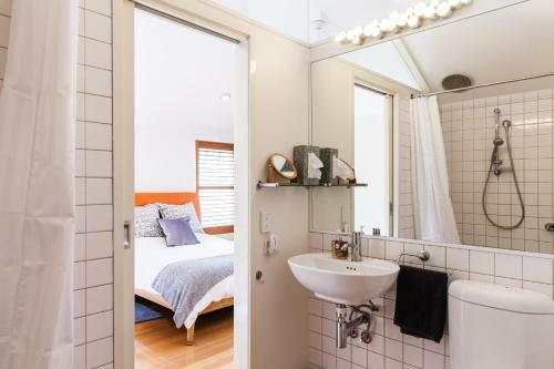 Vera - Beyond A Room Private Apartments