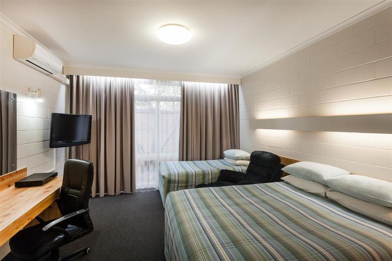 Motel Best Western Aspen And Apartments