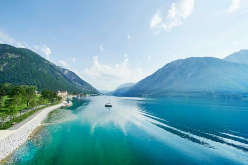 Chalet & Apartments Tiroler Bua