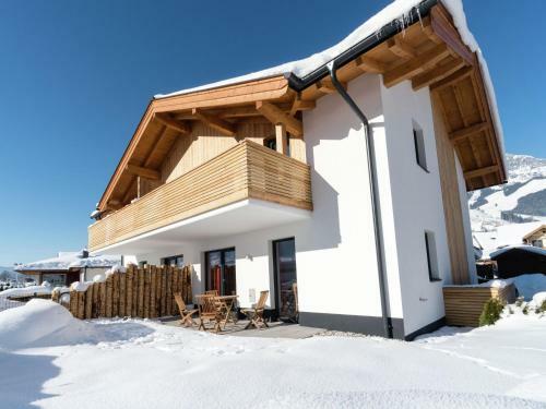 Cozy Apartment With Sauna In Leogang