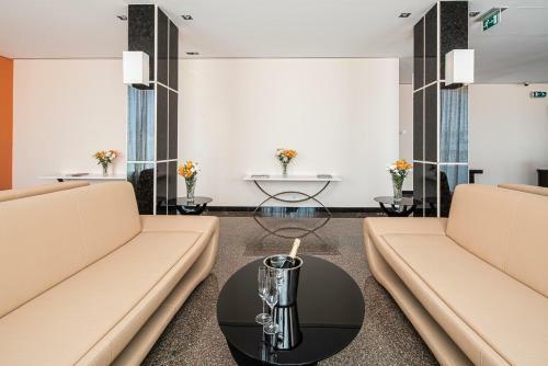 Hotel Ibis Styles Iu Luanda Viana
