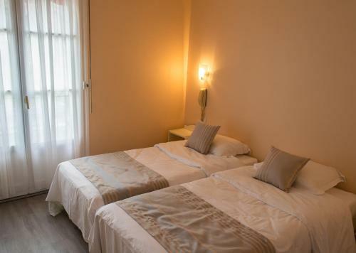 Hotel Val De Loire