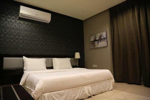 Hotel Bluesands Triple Tree
