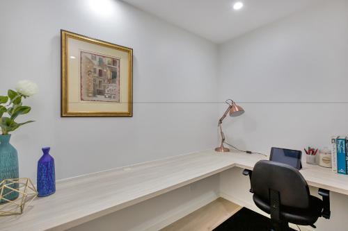 Balmain Rozelle Luxury 2 Bed Self Contained Apartment (105lil)