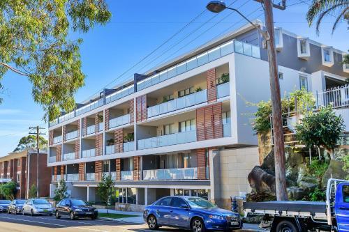 Balmain Rozelle Luxury 2 Bed Self Contained Apartment (105lil)