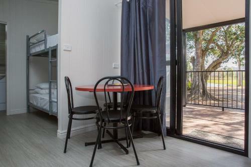 Lismore Lake Holiday Park