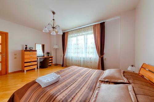 Arenda Apartments - Surganova,5a
