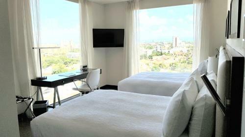 Hotel Hampton By Hilton Santa Cruz