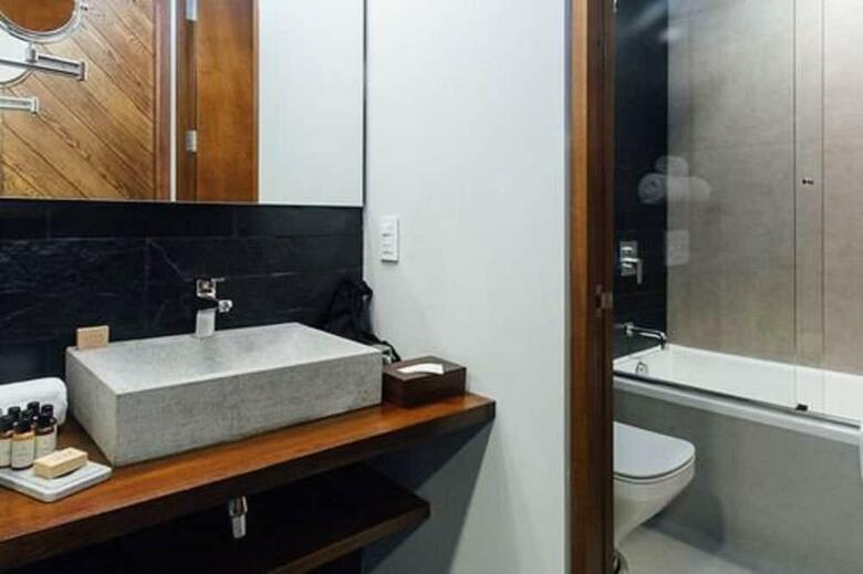 Atix Hotel