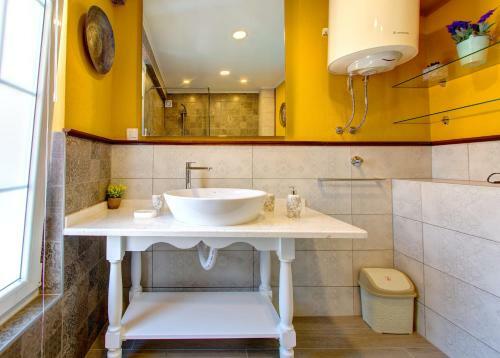 Hostal Villa Mike