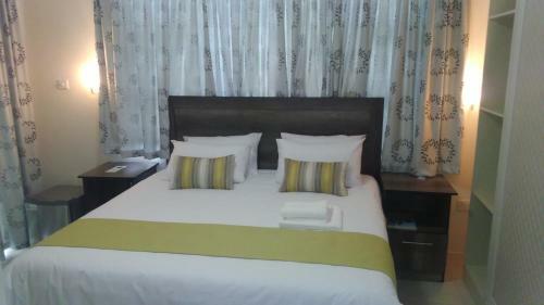 Bed & Breakfast First Avenue Guest House