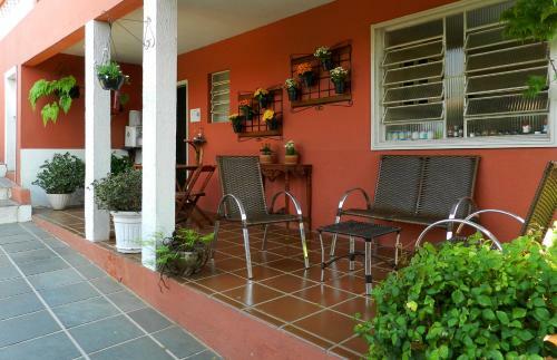 Hostal Piccola Pousada
