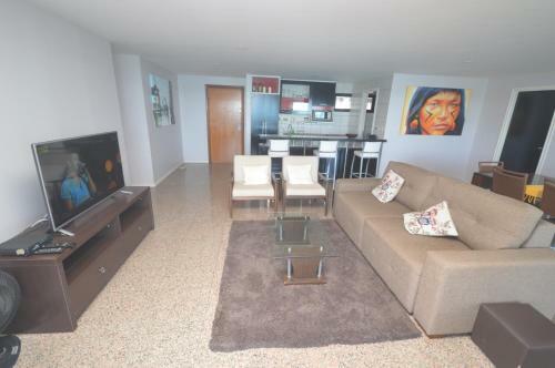 3-bedroom Beach Front Apartment At Beira Mar