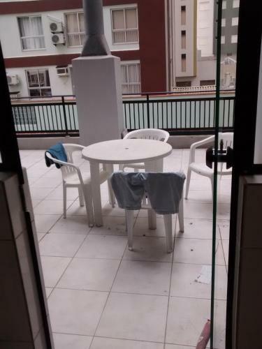 Apartamento Balne�rio Cambori� 3200