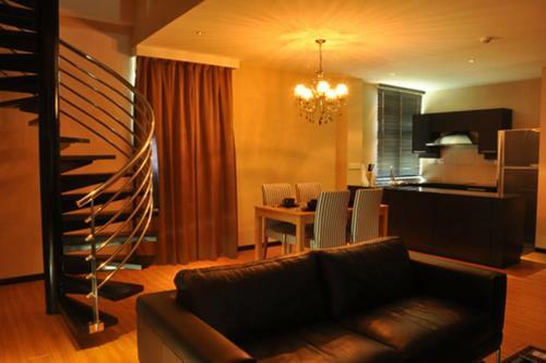 Tat Place Hotel