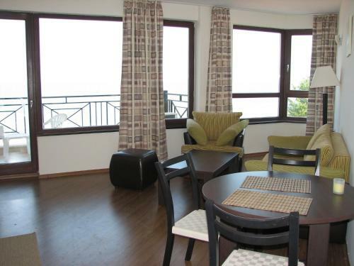 Apartamentos Sea View Rental Front Beach