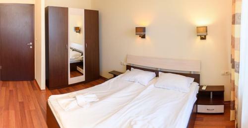 Apartamentos Sea View Rental Front Beach
