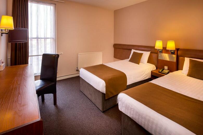 Hotel St James