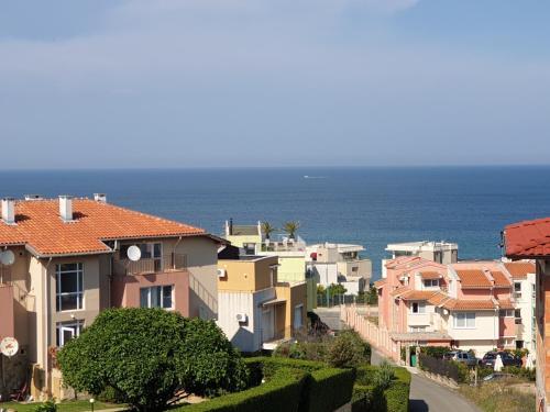 Apartments In Sunny Hill 3 Complex