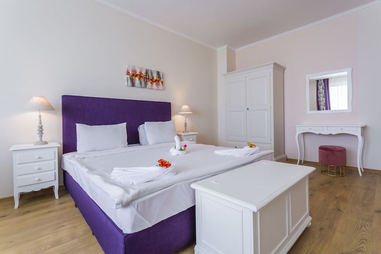 Gardenia Beach Palace Aparthotel