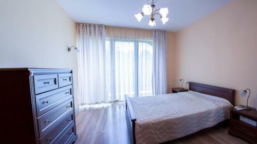 Port Palace Apartments