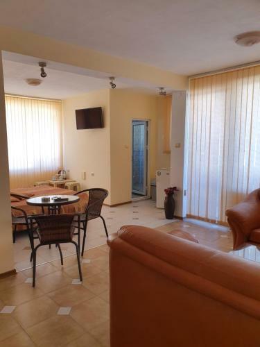 Venis Hotel